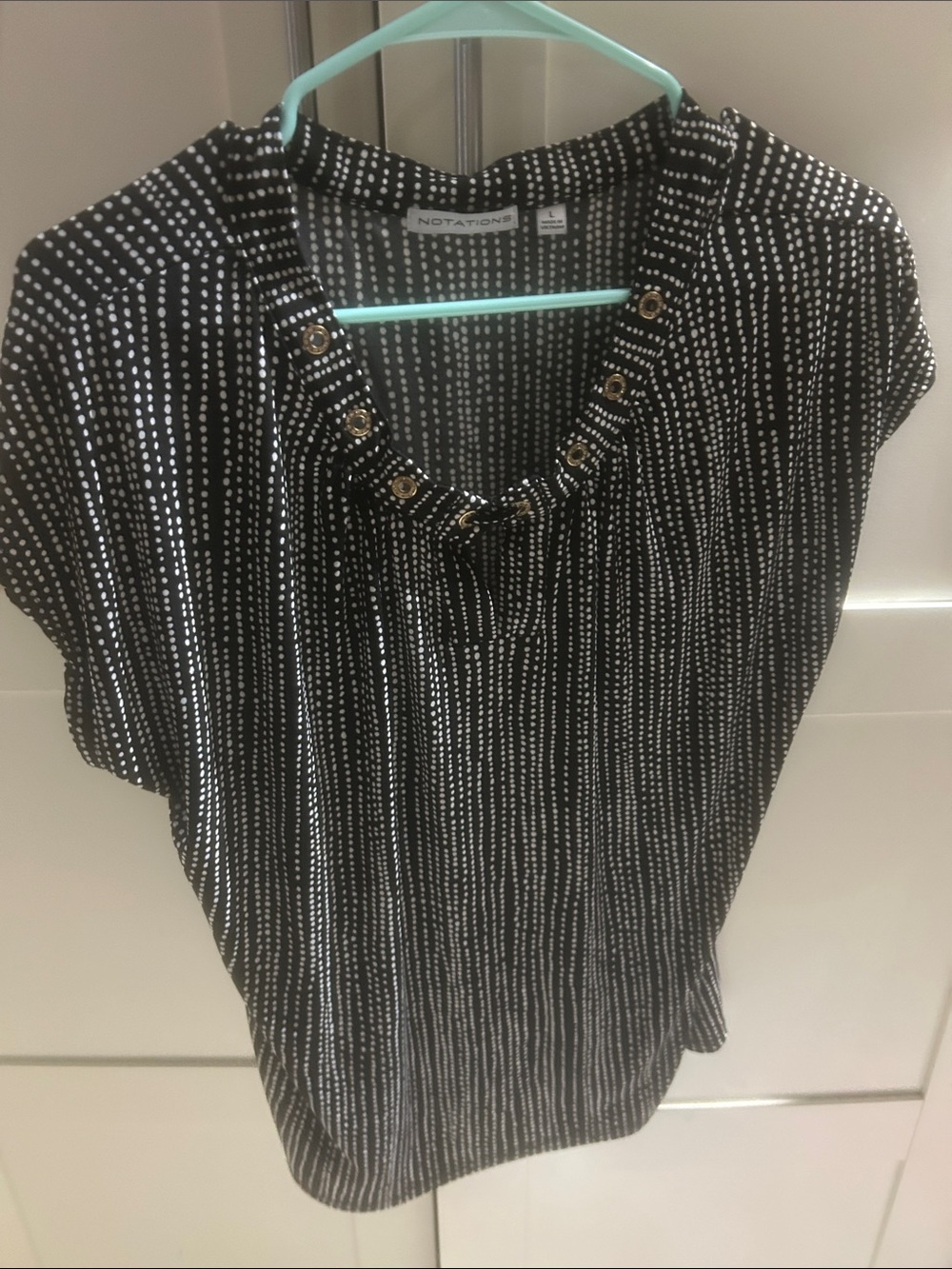 NOTATIONS Black & White Beaded-Trim Short Sleeve Blouse